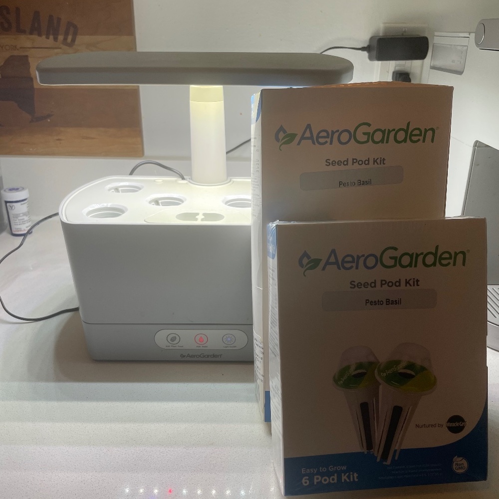 AeroGarden & Basil Pods
